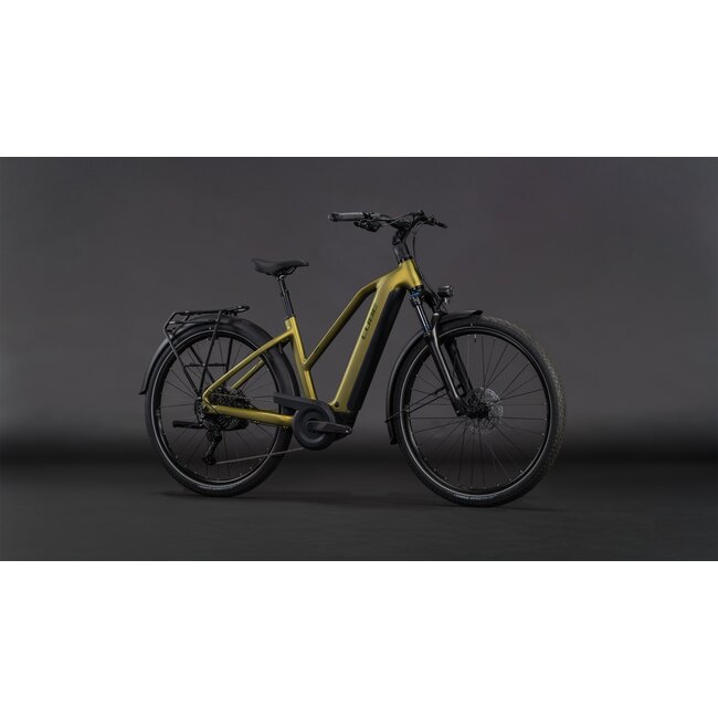 Cube  Touring Hybrid Pro 800