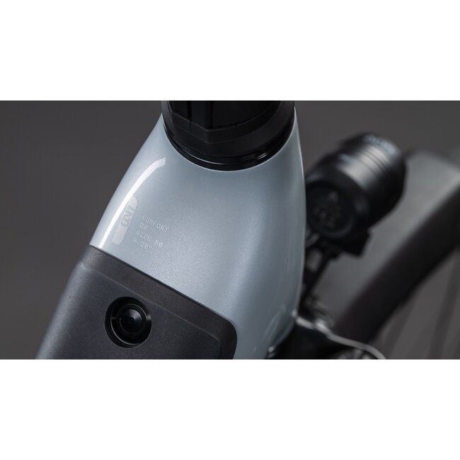 Cube  Supreme Hybrid Comfort One 600