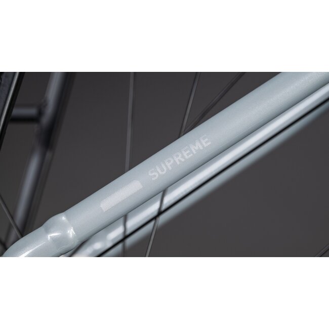 Cube  Supreme Hybrid Comfort One 600