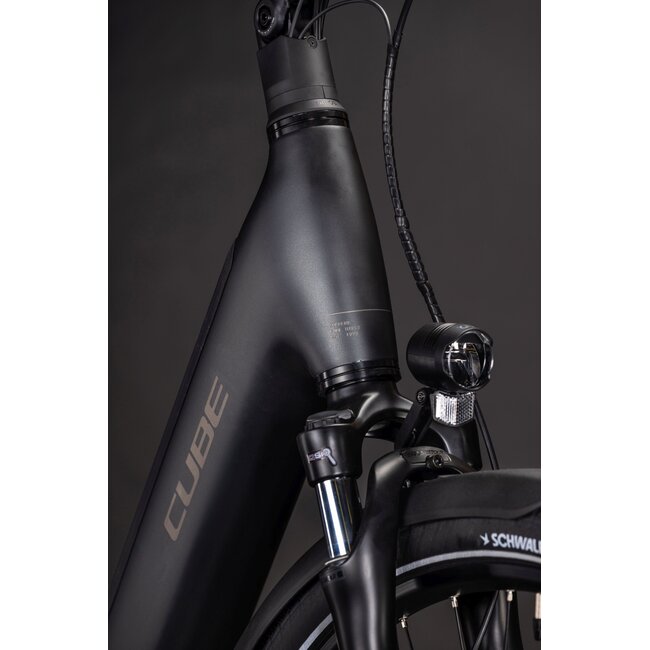 Cube  Supreme Hybrid Comfort Se One 600