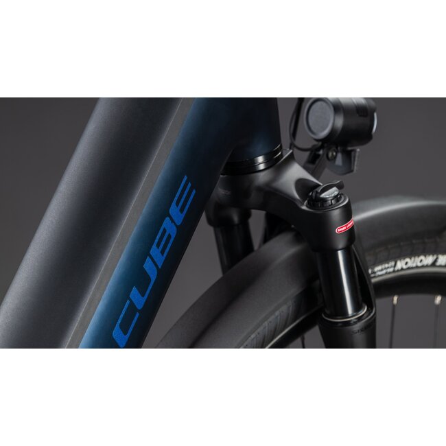 Cube  Supreme Hybrid Deluxe One 600