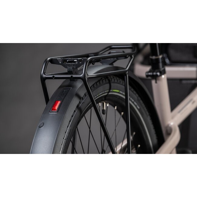 Cube  Cargo Hybrid Comfort Pro Family 800