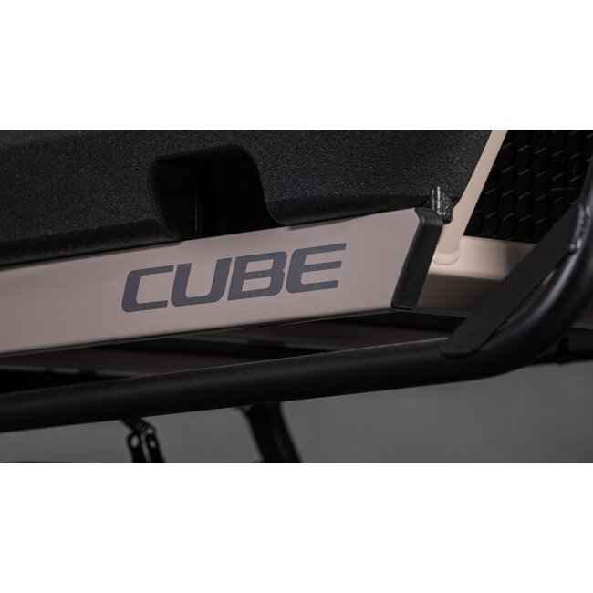 Cube  Cargo Hybrid Comfort Pro Family 800