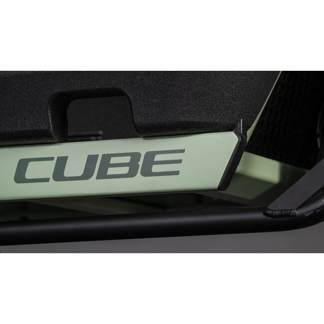 Cube  Cargo Hybrid 800