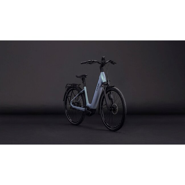 Cube  Supreme Hybrid Deluxe SLX 600