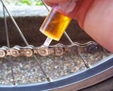 Fietsketting schoonmaken