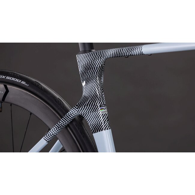 Cube  Agree C62 Race