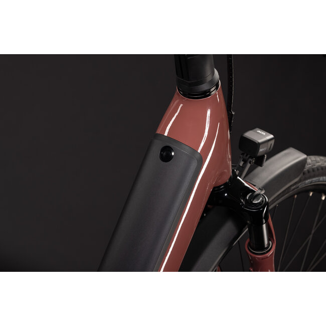 Cube Supreme Hybrid Comfort Pro 600 Burgundy/Claret - accuklep, voorvork en koplamp
