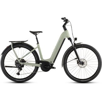 Cube  Kathmandu Hybrid ONE 800