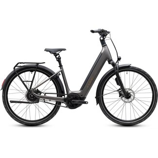 Cube  Supreme Hybrid Deluxe SLX 600