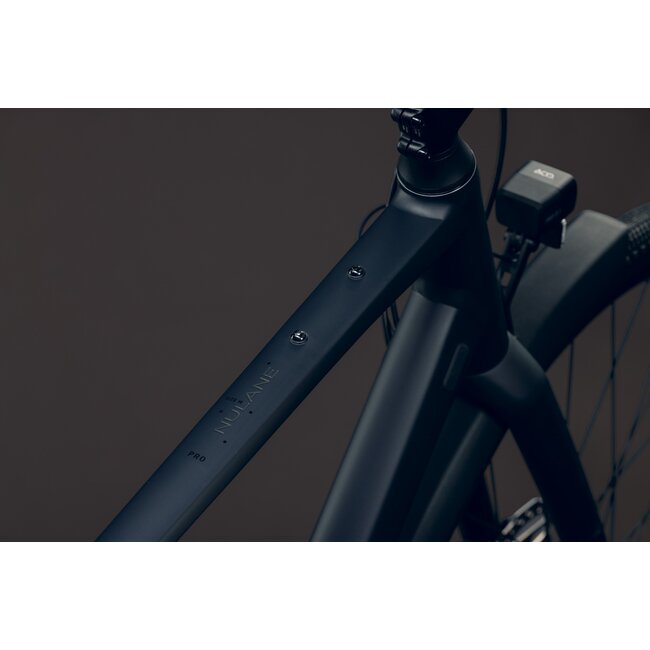 Cube Nulane PRO FE · Night/Chrome · detailfoto
