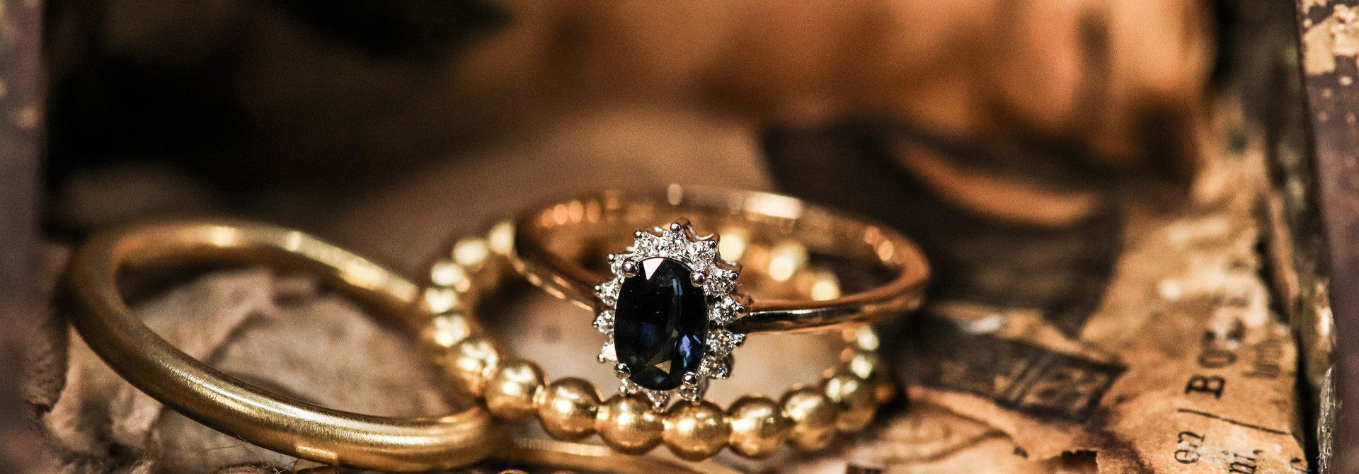 Ring ENTOURAGE, gold