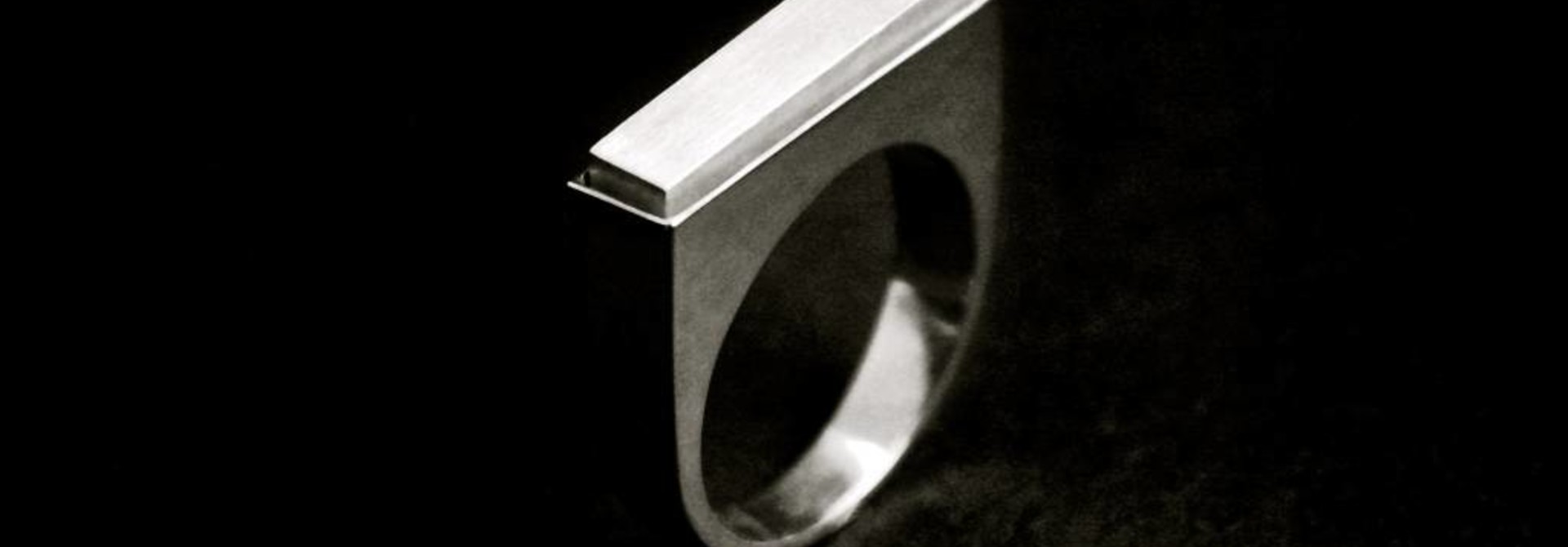 (As)ring RECHTHOEK smal, zilver