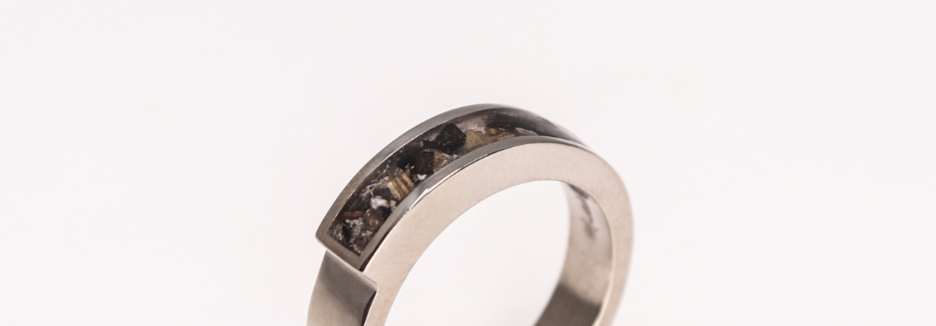 (As)ring MEMORIE, goud
