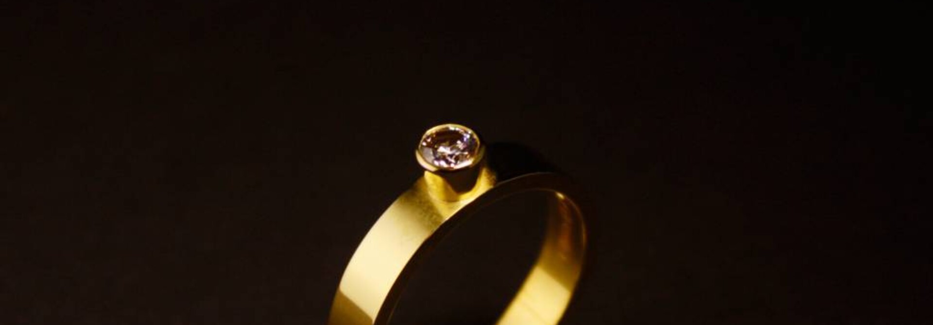 Ring WARE LIEFDE, goud met lab grown diamant