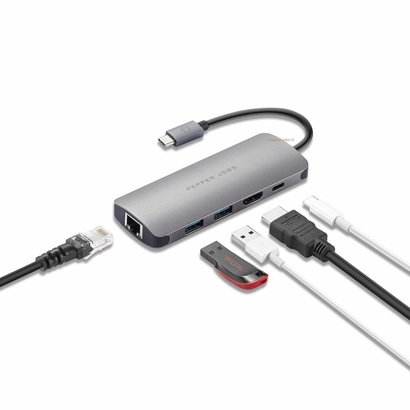 PEPPER JOBS TCH-5 è un hub multiporta da USB-C 3.1 a USB 3.0 con Gigabit Ethernet, porta di ricarica USB-C e uscita HDMI. Colore Space Grey