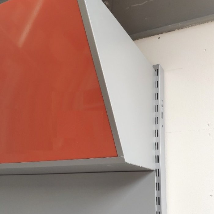 Signhouder voor wandstelling exclusief lichtbron.