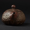 Jianshui Xishi Teekännchen (150 ml mit Gravur) Jianshui Xishi Teekännchen (150 ml mit Gravur)