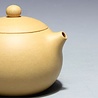 Yixing Duanni Xishi tea pot (195 cc, globe screen) Yixing Duanni Xishi tea pot (195 cc, globe screen)
