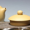 Yixing Duanni Xishi tea pot (195 cc, globe screen) Yixing Duanni Xishi tea pot (195 cc, globe screen)