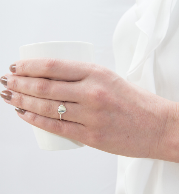 KAYA sieraden Damesring 'Sweetheart' met Letter-  Zilver 