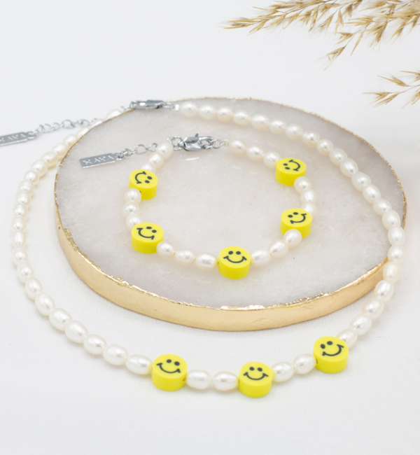 KAYA sieraden Smiley Bracelet with Pearls