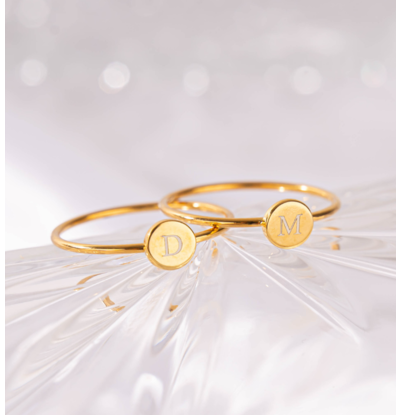 KAYA sieraden Set of Rings 'Mini Disc' with Initial