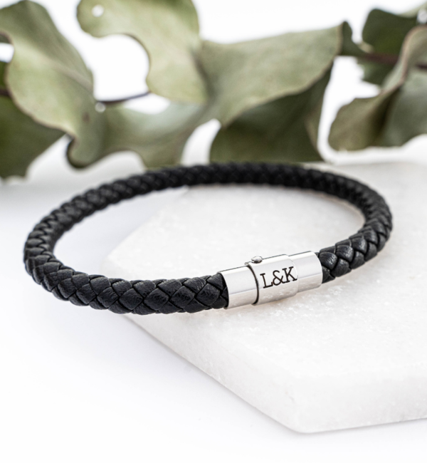 KAYA sieraden Armband van Leer met Initialen | Zwart