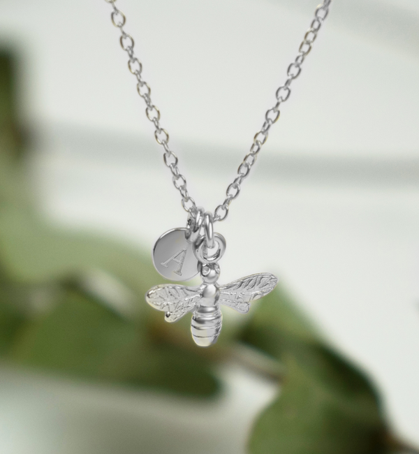 KAYA sieraden Ketting met Bijtje & Voorletter