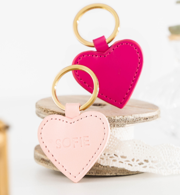 KAYA sieraden Leather Keychain 'Heart' with Nude Engraving