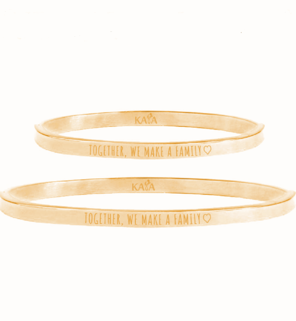 KAYA sieraden Set van 2 Slavenarmbanden 'Together, we make a family ♡'