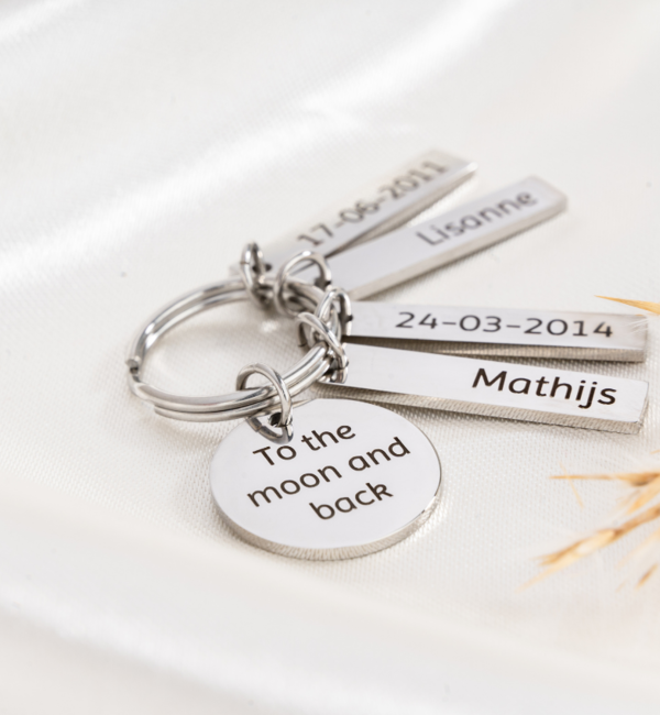 KAYA sieraden Keychain Disc with Name Charms | Compose yourself