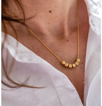 KAYA sieraden Name necklace 'Cubes' | Compose Yourself