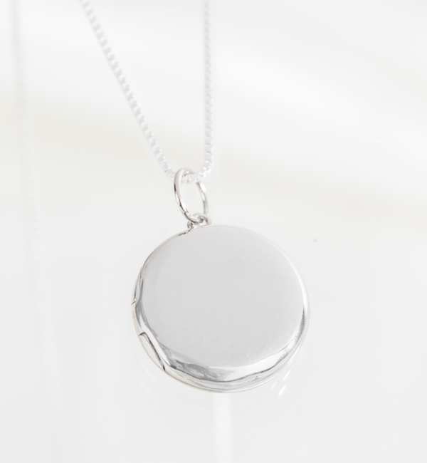 Gegraveerde sieraden Necklace with Photo ‘Round Locket’