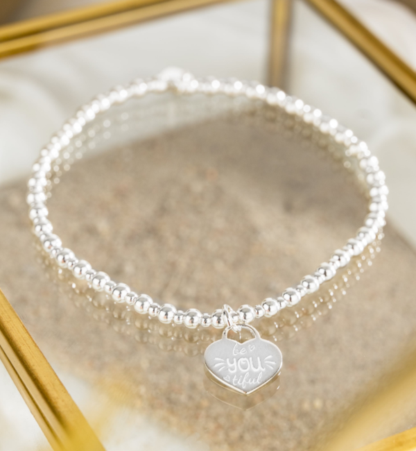 KAYA sieraden Silver bracelet with text charm ‘Bali’