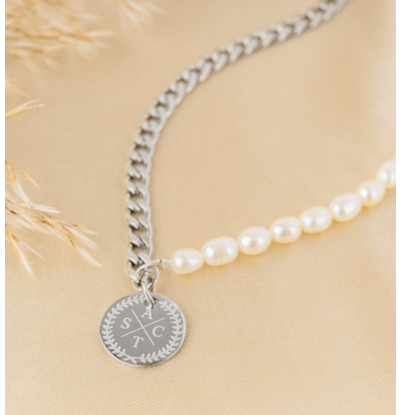 KAYA sieraden Schakel- en Parelketting met Initialen 'Olivia' | Stainless Steel
