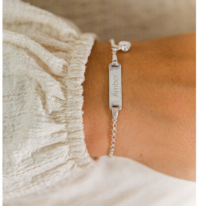 KAYA sieraden Personalized Bracelet ‘Classic Bar’ with Charm