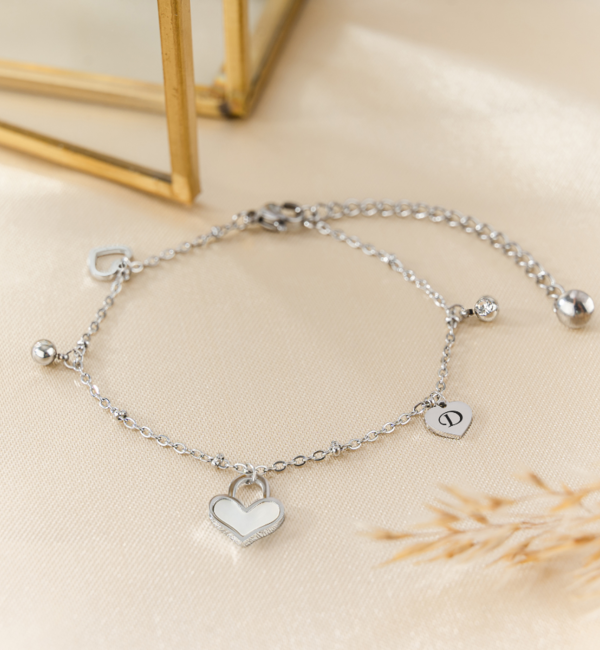 KAYA sieraden Charm bracelet with initial engraving