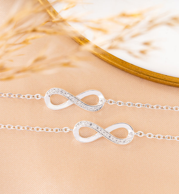 KAYA sieraden Infinity Crystal Bracelet