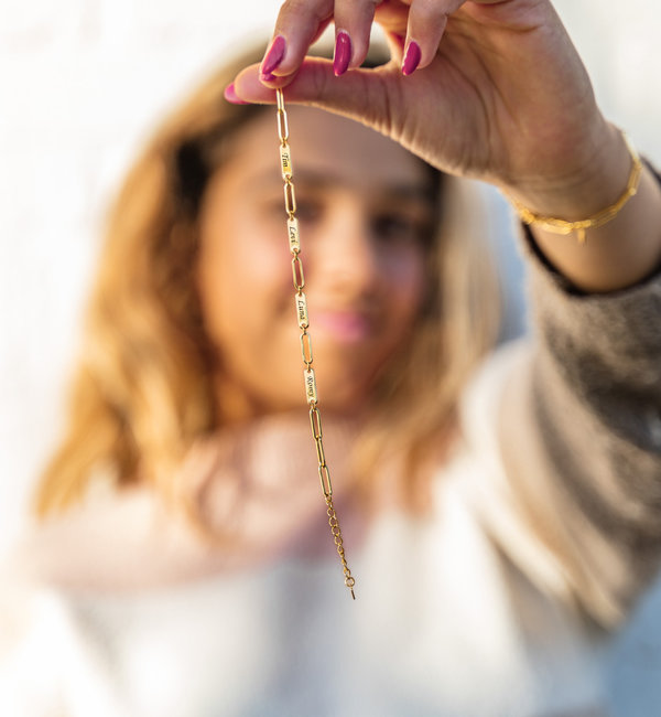 KAYA sieraden Gepersonaliseerde Schakelarmband met 4 Namen 'Closed Forever'