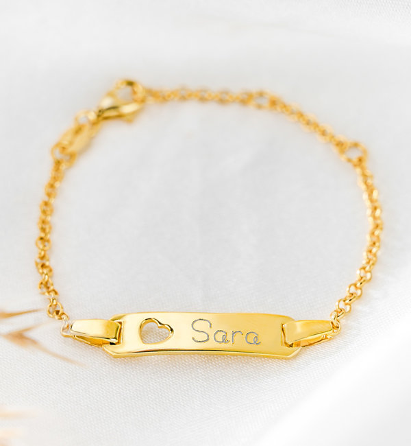 KAYA sieraden Bracelet with Name ‘Classic Bar’ | Cut-Out Heart