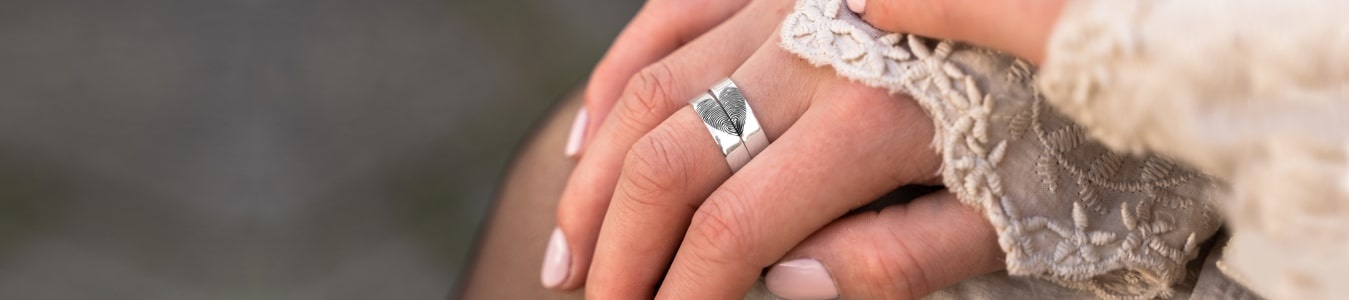 ring met vingerafdruk