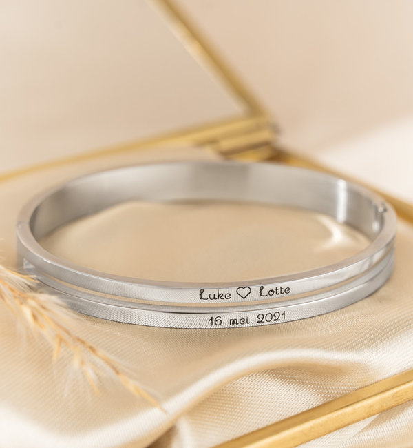 KAYA sieraden Bangle with text 'Engrave me'