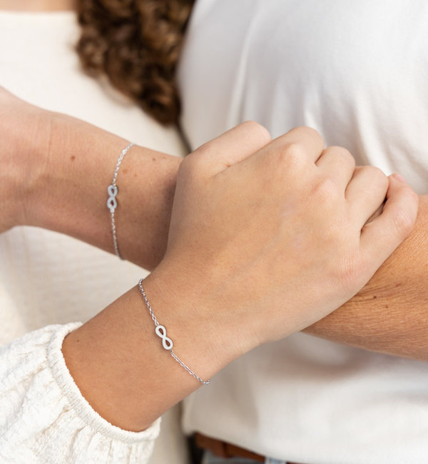KAYA sieraden Mother & Daughter bracelet set with infinity symbol | Stainless Steel