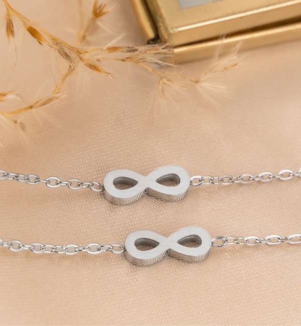 KAYA sieraden Mother & Daughter bracelet set with infinity symbol | Stainless Steel