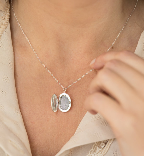 Gegraveerde sieraden Necklace Locket with Fingerprint 'Oval'