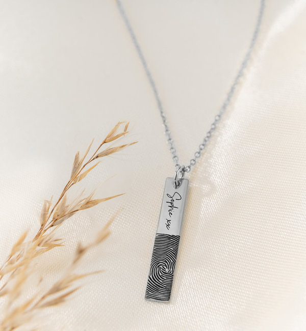 Gegraveerde sieraden Bar Necklace with Fingerprint and Own Handwriting