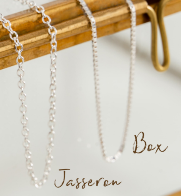 KAYA sieraden Pavé Ketting met Letters I Zirkonia Kristallen