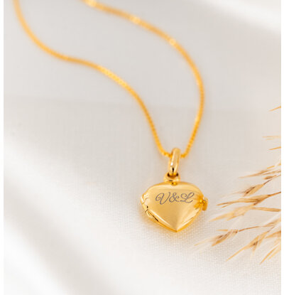 KAYA sieraden Medallion necklace ‘Heart’ with engraving