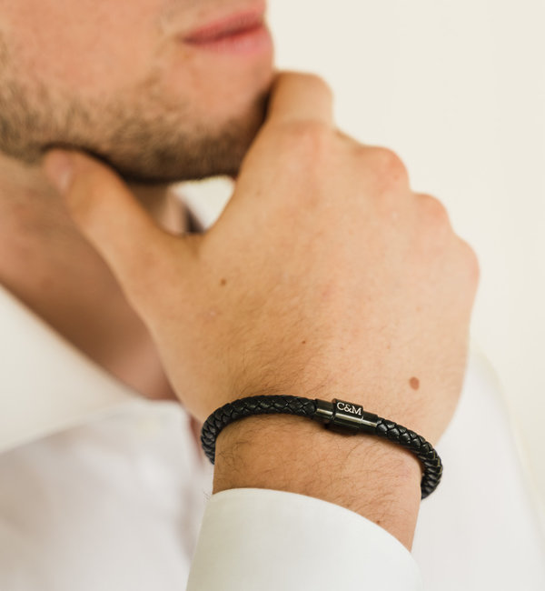 KAYA sieraden Black Leather Men's Bracelet with Initials